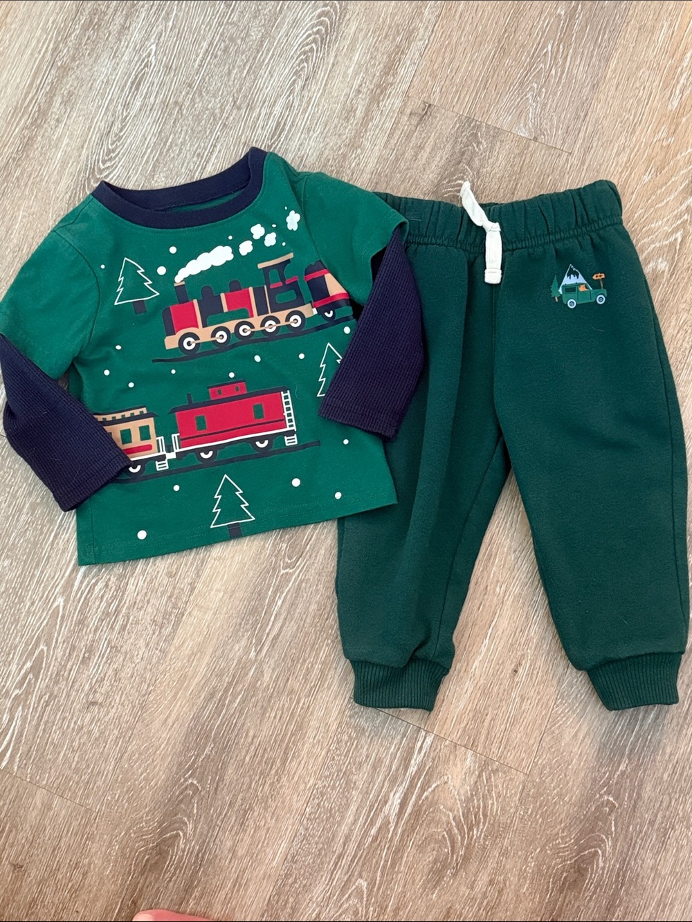 The Childrens Place Baby Boy Winter Train Jeep Green Joggers Shirt Outfit Set - Picture 2 of 16